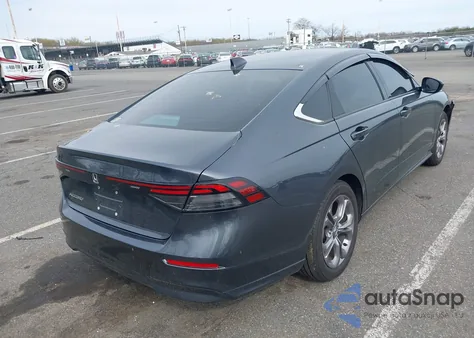 2024 Honda Accord Ex z USA, uszkodzony, nr VIN 1HGCY1F38RA001693